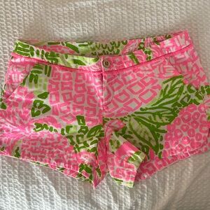 Lilly Pulitzer Size 6 Shorts. Pink and green. Pink fringe at waistband.